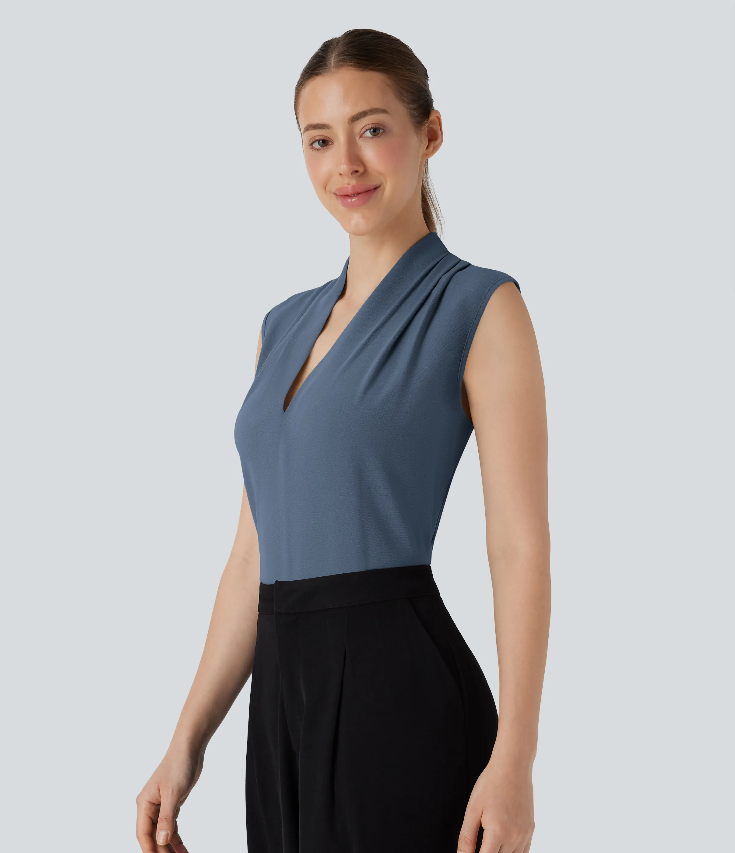 Halara Blusa oficina sin mangas cuello V - Bering Sea - XS sold by Halara product image thumbnail 4
