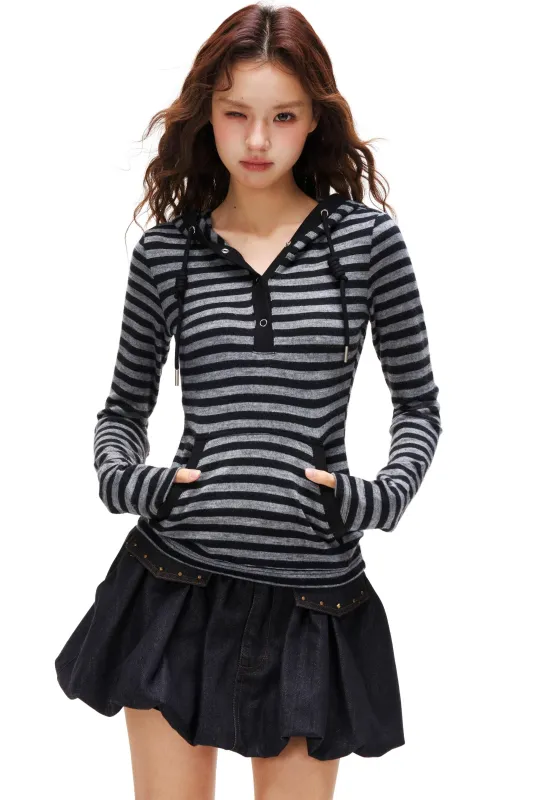 ボーダーフードスリムトップス sold by Belchic