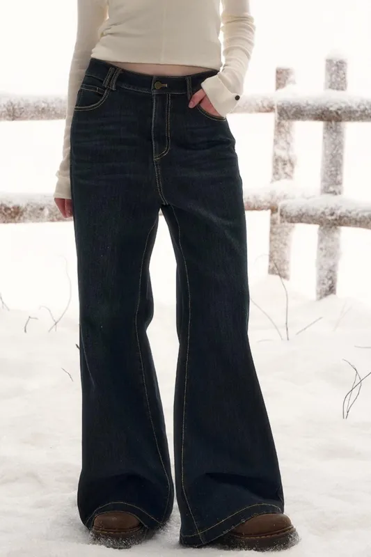 ブーツカットフレアジーンズ sold by Belchic