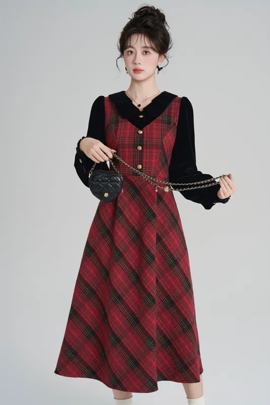 レッドレトロチェックツイードドレス sold by Belchic