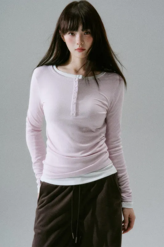 ボタンデザインスリムトップス sold by Belchic