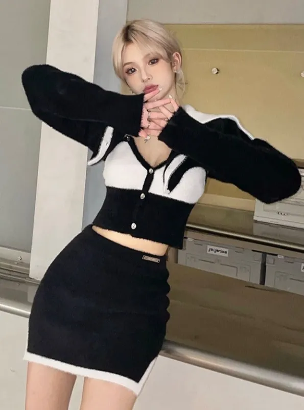 ブロックフラシショートカーディガントップ+チェーンサスペンダー+スカート sold by Belchic