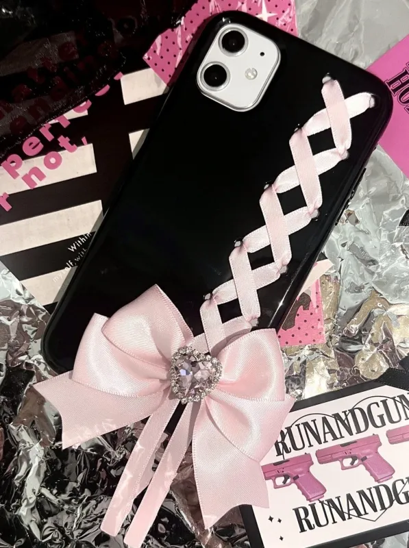 地雷ハートジュエルレースアップスマホケース sold by Belchic