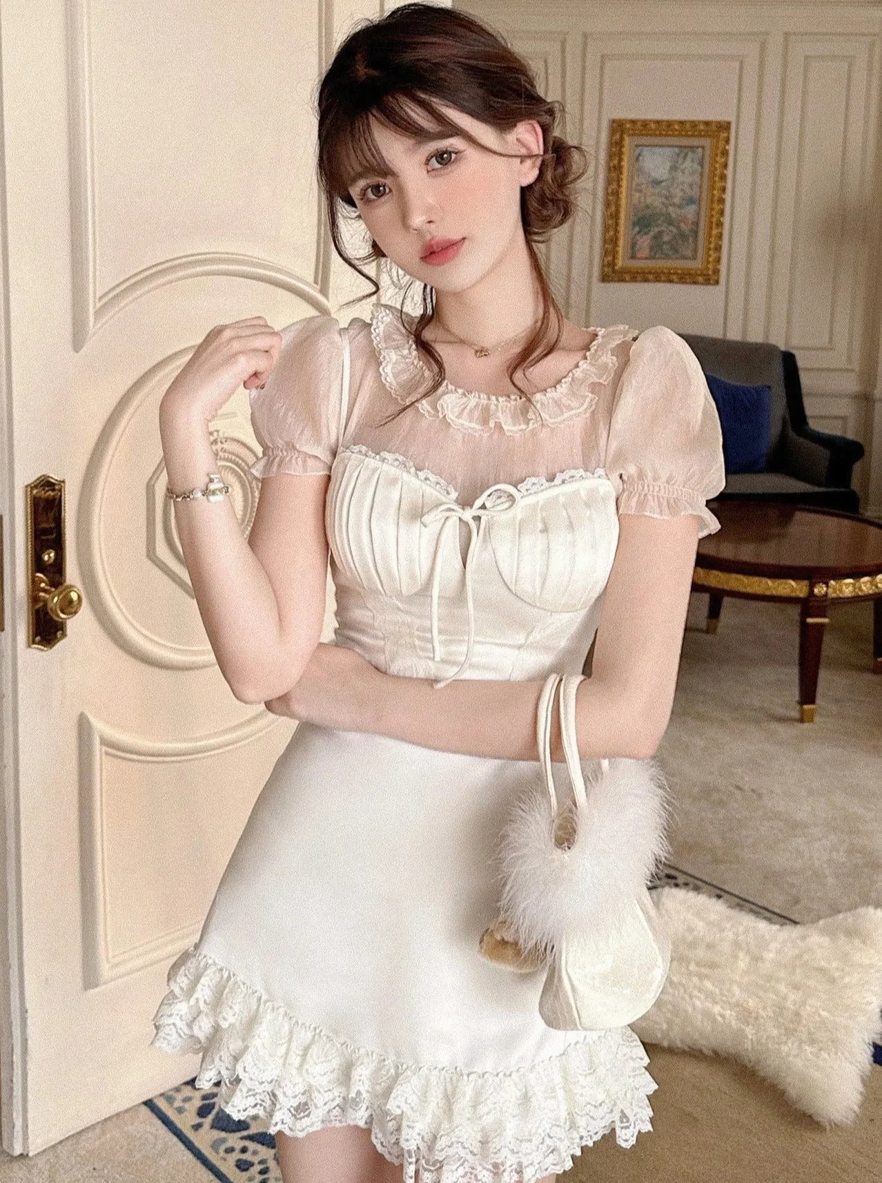 シェルムースプリーツデザインレースキャミワンピース sold by Belchic