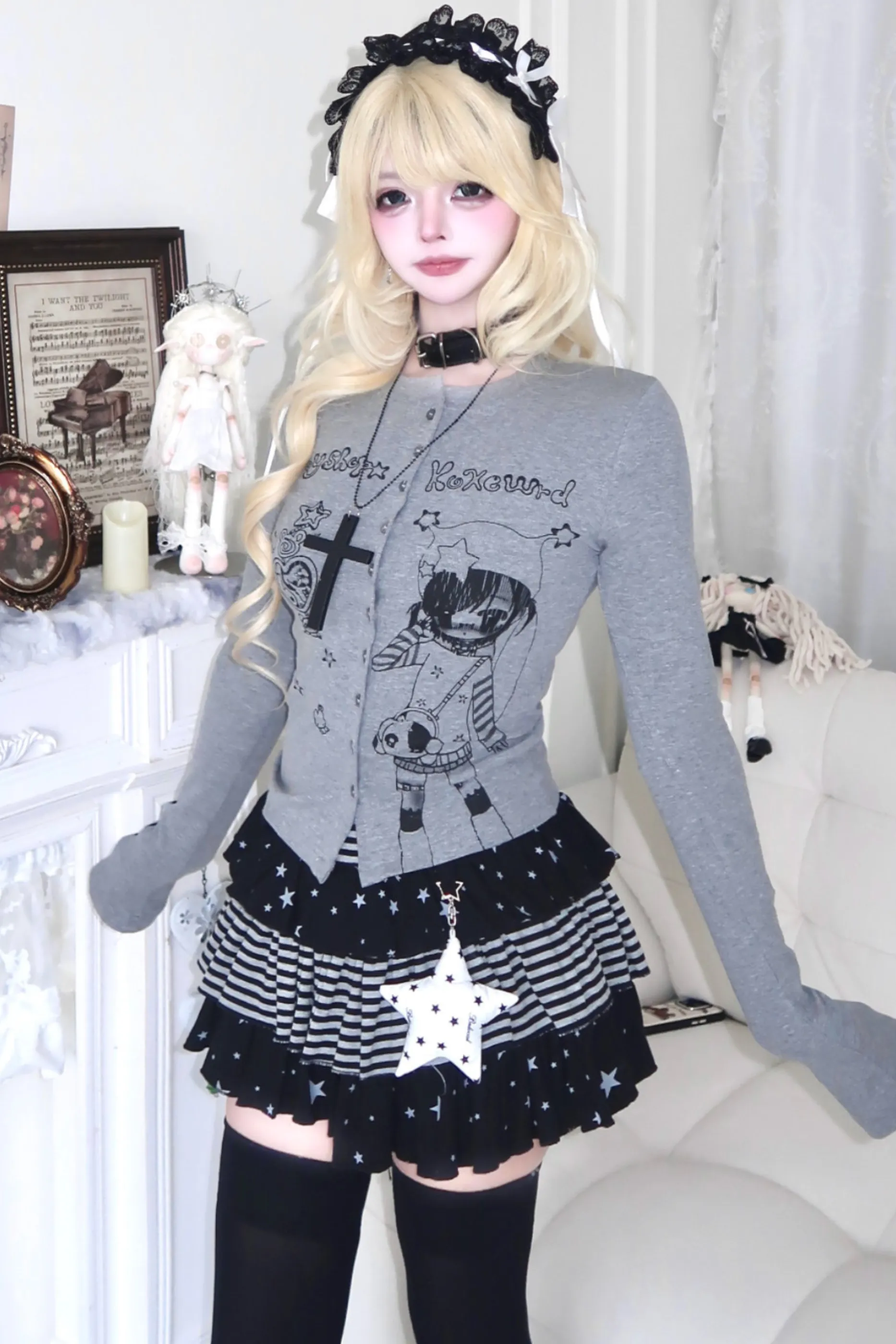 ゴシックガールスリムスリミングトップス sold by Belchic