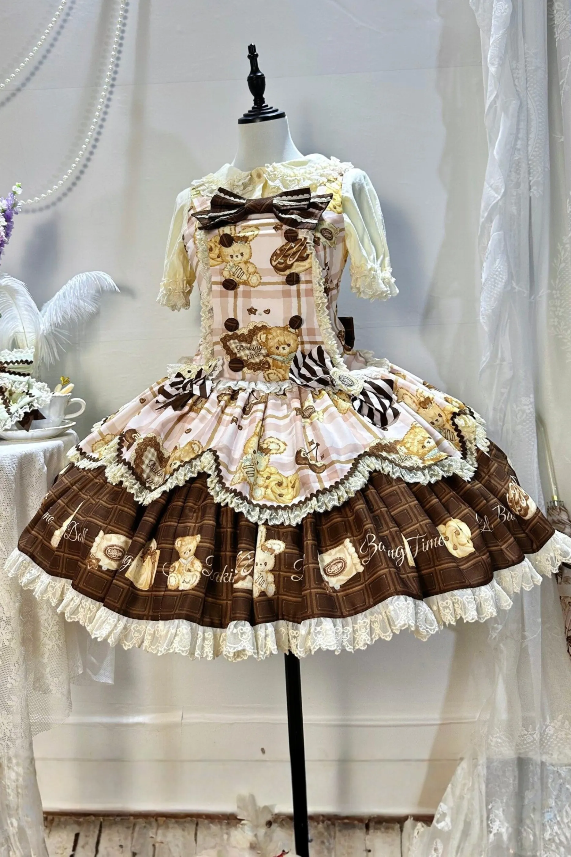 ベアティーパーティーロリータドレス+ジャンパースカート+シャツ+カチューシャ+ブローチ+エプロン sold by Belchic