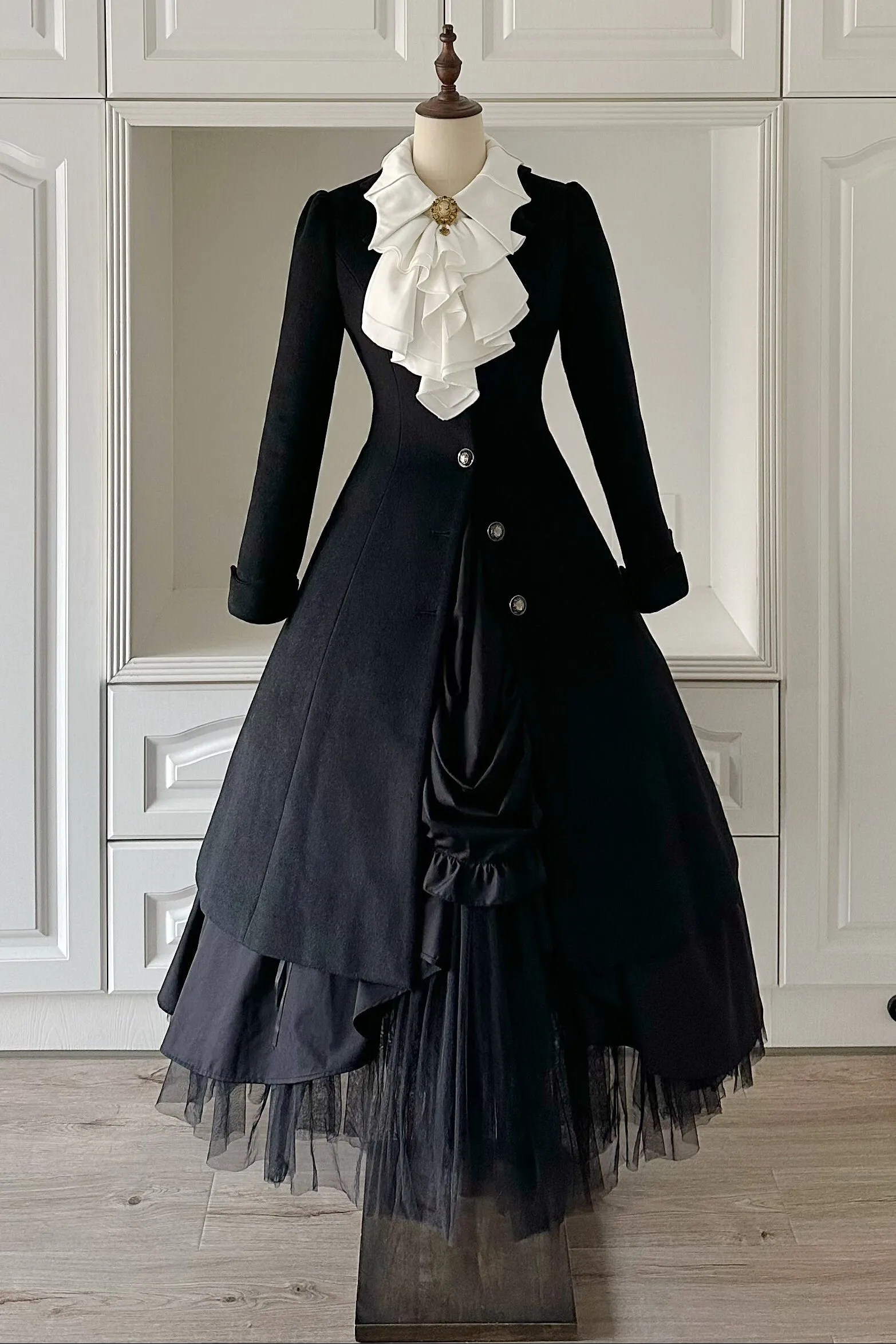 ゴシックダークコート+シャツ+ベスト sold by Belchic product image thumbnail 2