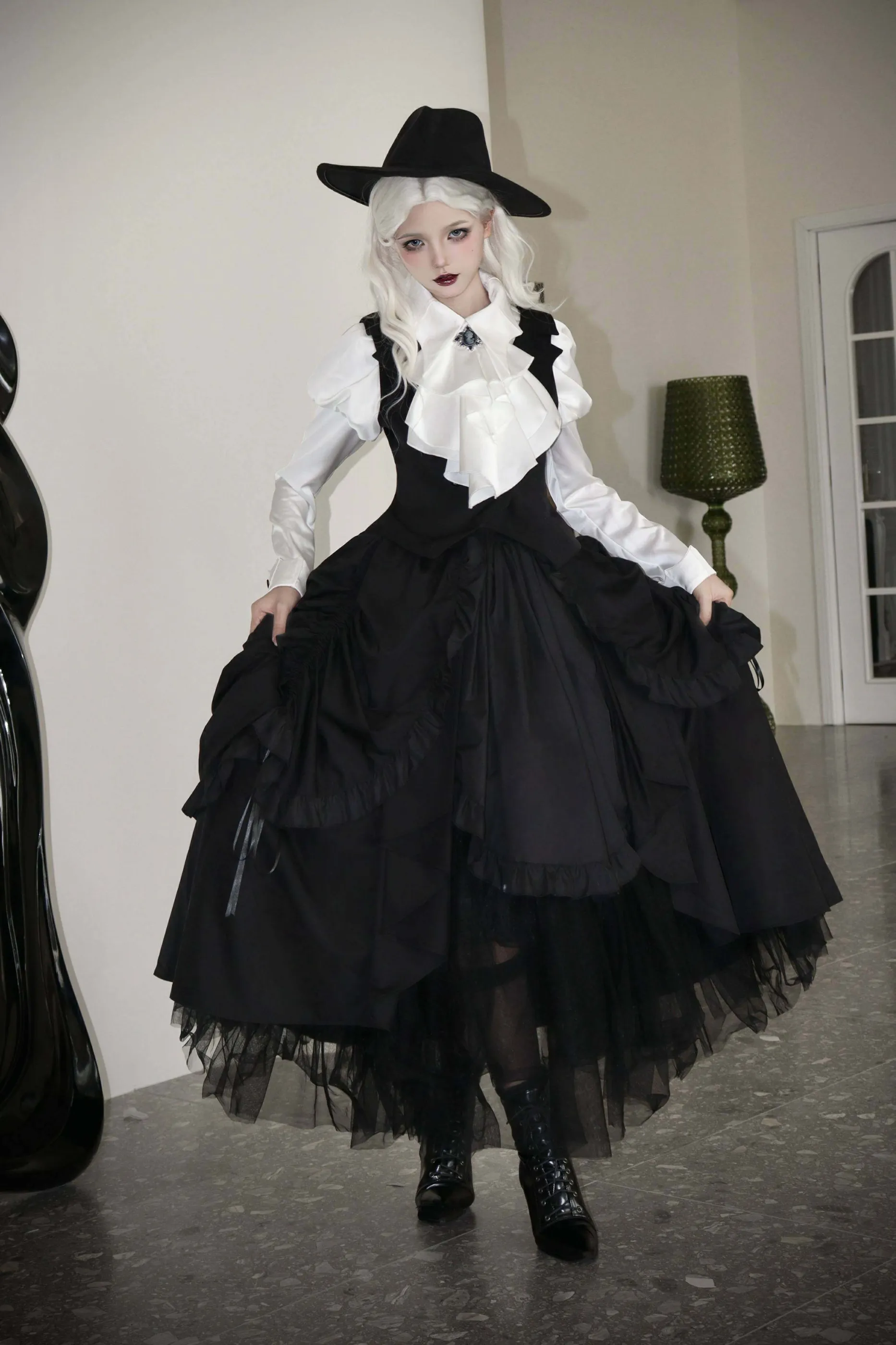 ゴシックダークコート+シャツ+ベスト sold by Belchic product image thumbnail 3