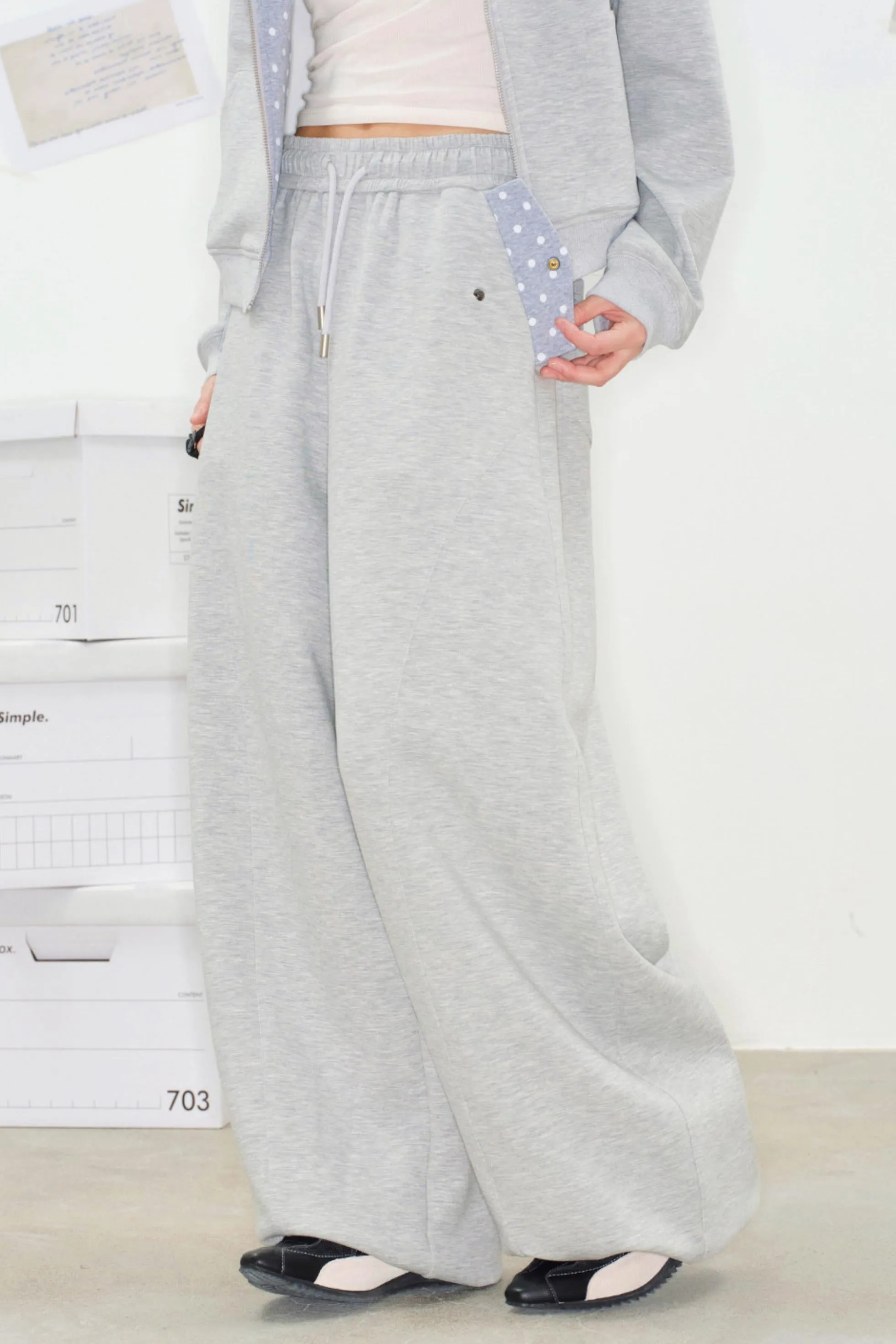 カジュアルモードフードパーカー+ルーズパンツ sold by Belchic product image thumbnail 5