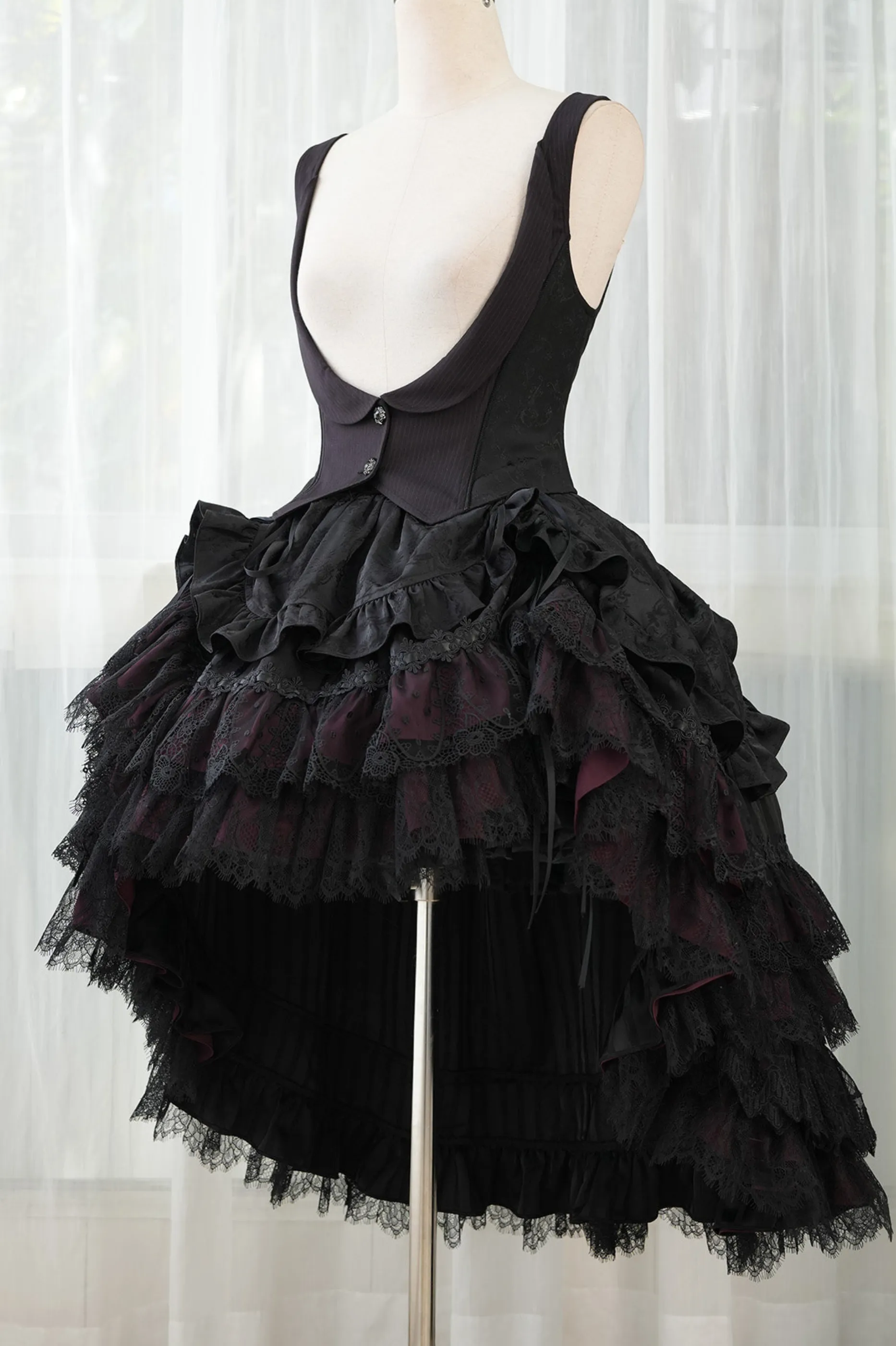 【3月16日予約締切】ビクトリアリリーズゴシックロリータシャツ+ベスト+スカート sold by Belchic product image thumbnail 3