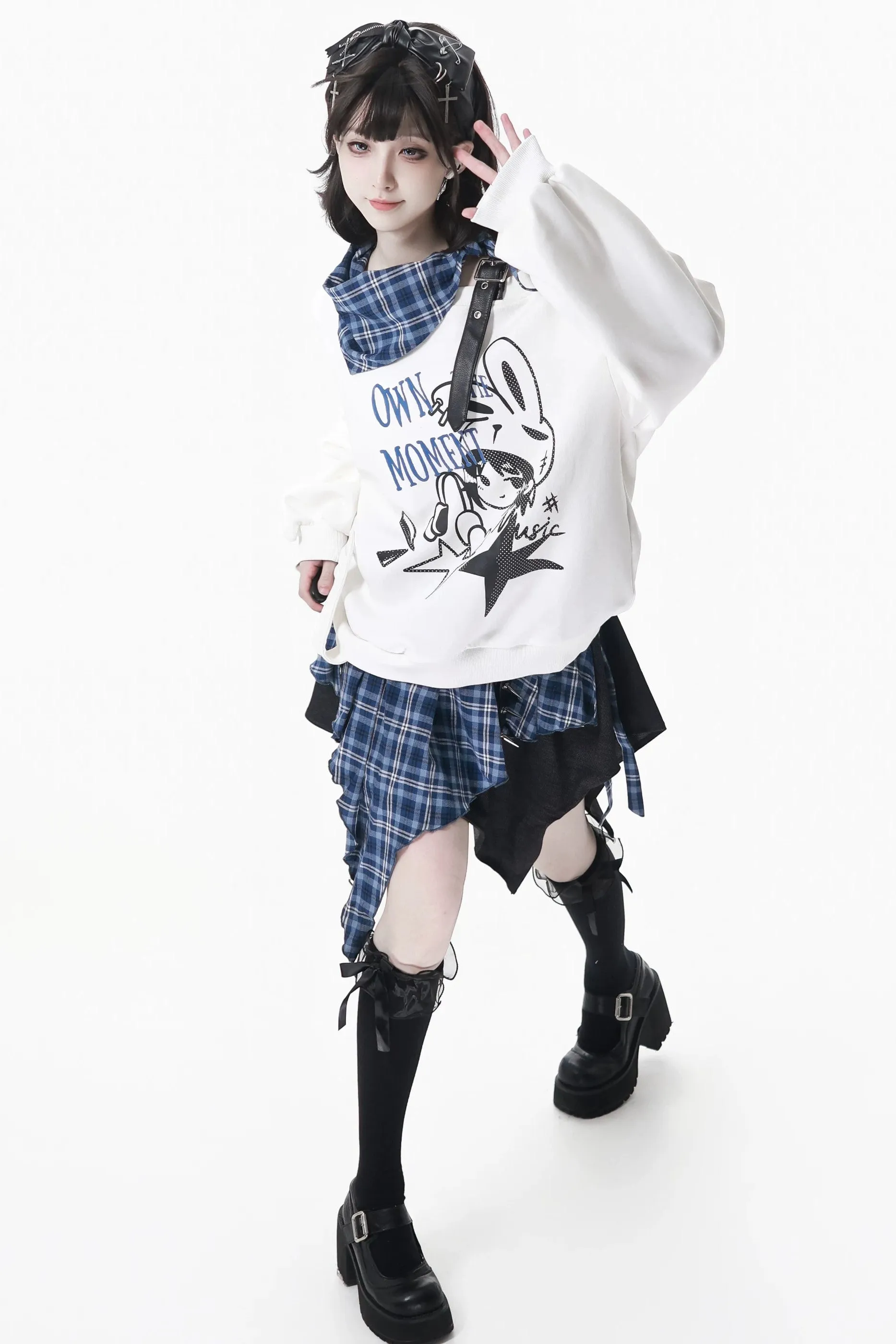 オフショルダースウェットトップス+アシメスカート+ロングパンツ sold by Belchic product image thumbnail 3