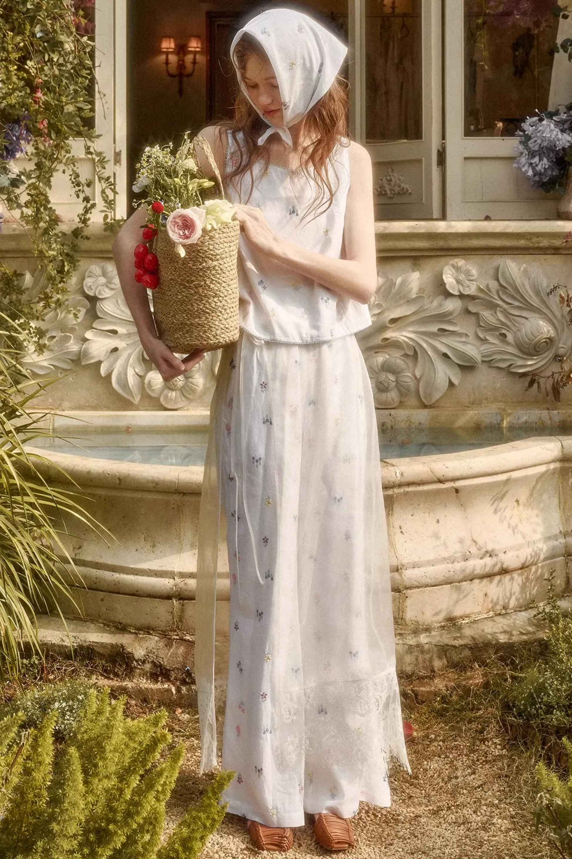 レトロフラワードレス+トップス+パンツ+カーテン+スカーフ sold by Belchic product image thumbnail 3