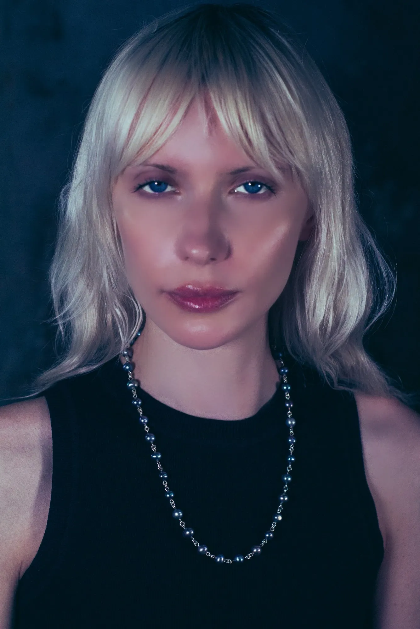 Silver Linked Black Pearl Necklace sold by MHART product image thumbnail 2