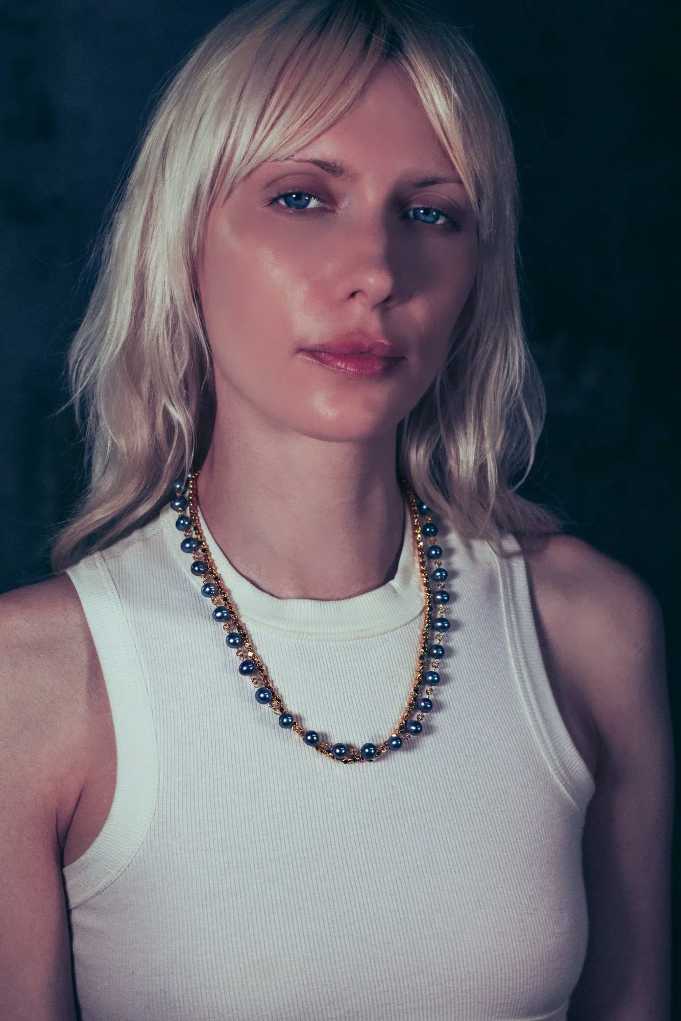 14k Gold Linked Black Pearl Necklace sold by MHART product image thumbnail 2