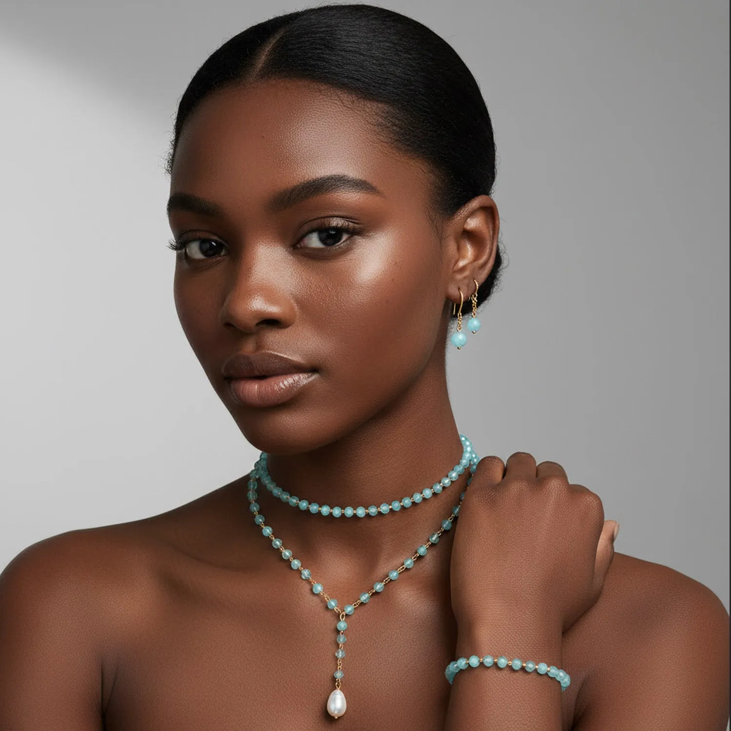 Linked Faceted Aquamarine Gemstone Bracelet sold by MHART product image thumbnail 3