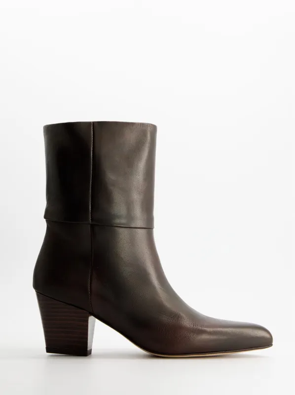 Leather ankle boots with heel - Oslo sold by Ulanka