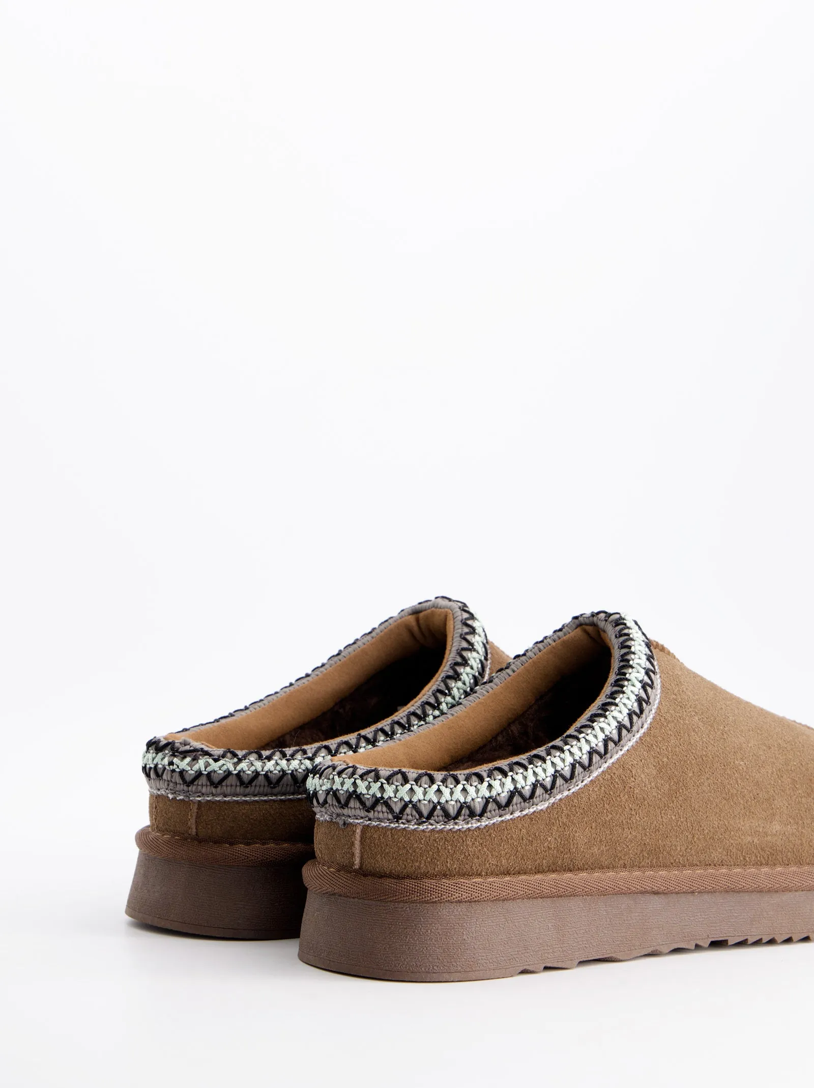 Suede clogs with inner lining - Yoki sold by Ulanka product image thumbnail 5
