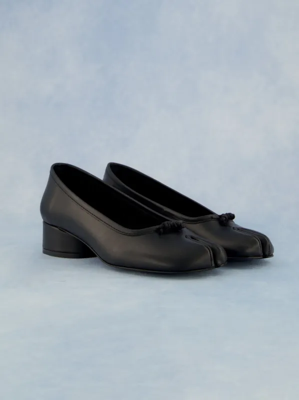 Low-heeled tabi ballet flats - Kala sold by Ulanka