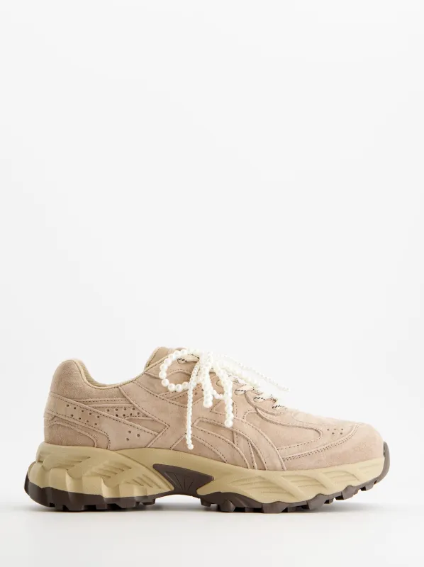 Chunky leather sneakers with charm - ULK Laka sold by Ulanka