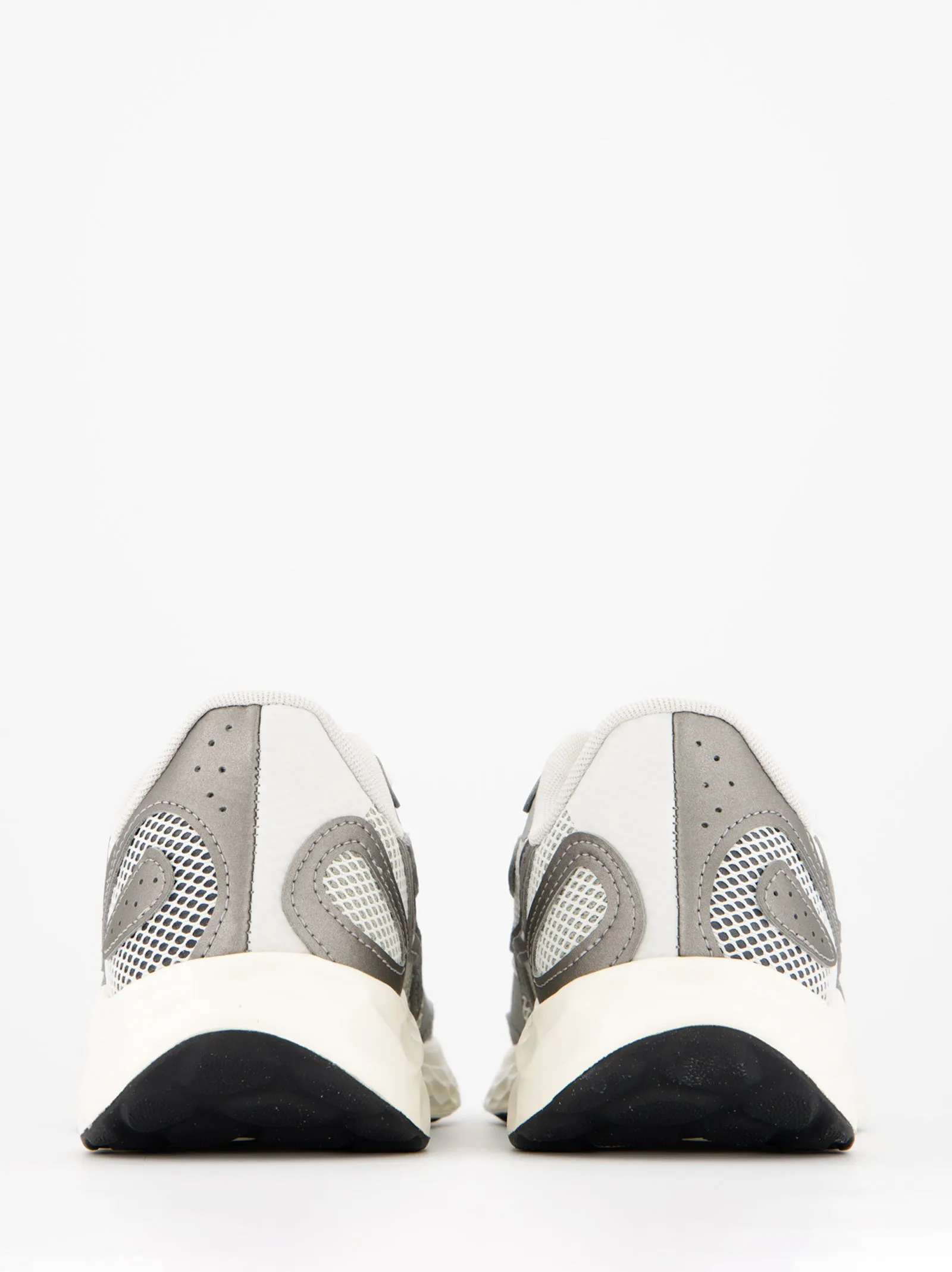 New Balance Arishi running shoes sold by Ulanka product image thumbnail 5