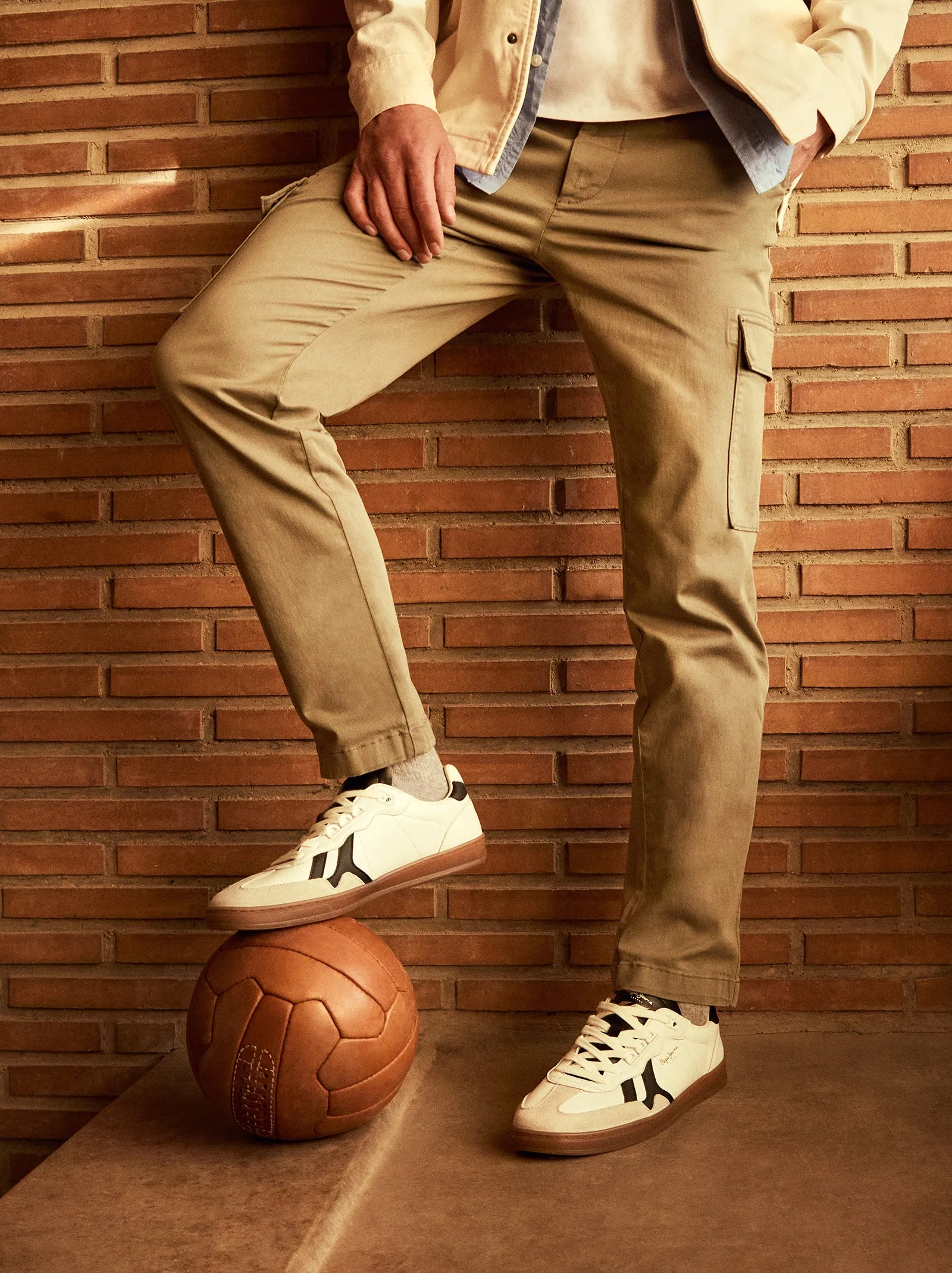 Pepe Jeans leather sneakers with suede details sold by Ulanka product image thumbnail 2