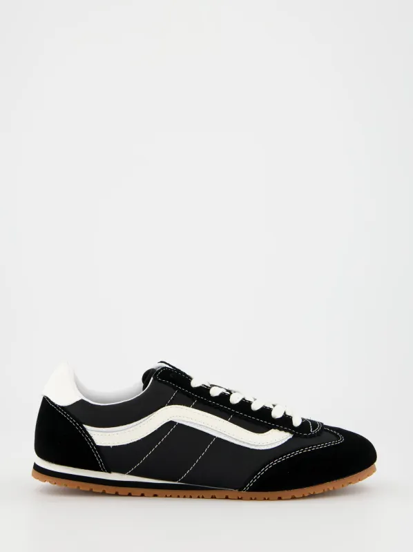 Vans Super Lowpro low sneakers sold by Ulanka