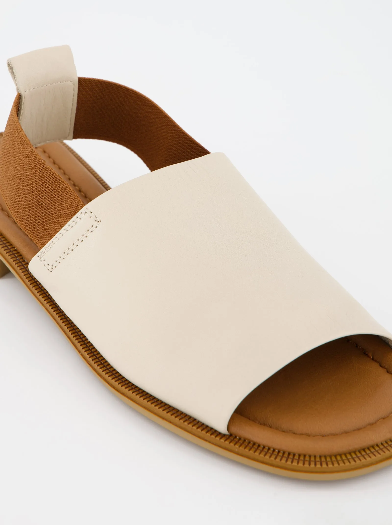 Ulanka Sandy flat leather sandals sold by Ulanka product image thumbnail 5