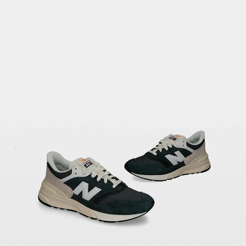 New Balance 997 - Sneakers sold by Ulanka product image thumbnail 3