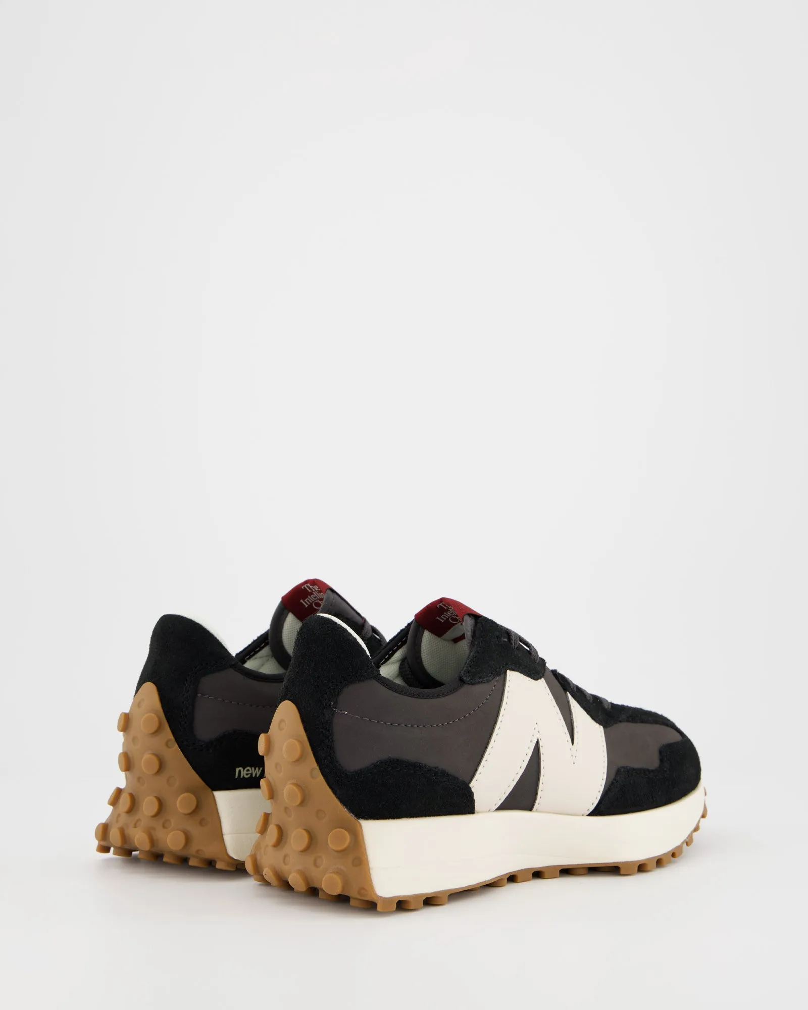New Balance 327 - Sneakers sold by Ulanka product image thumbnail 5