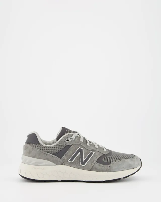 New Balance 880 - Sneakers sold by Ulanka