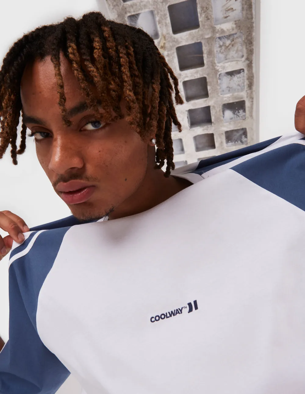 Coolway Strike - T-shirt sold by Ulanka