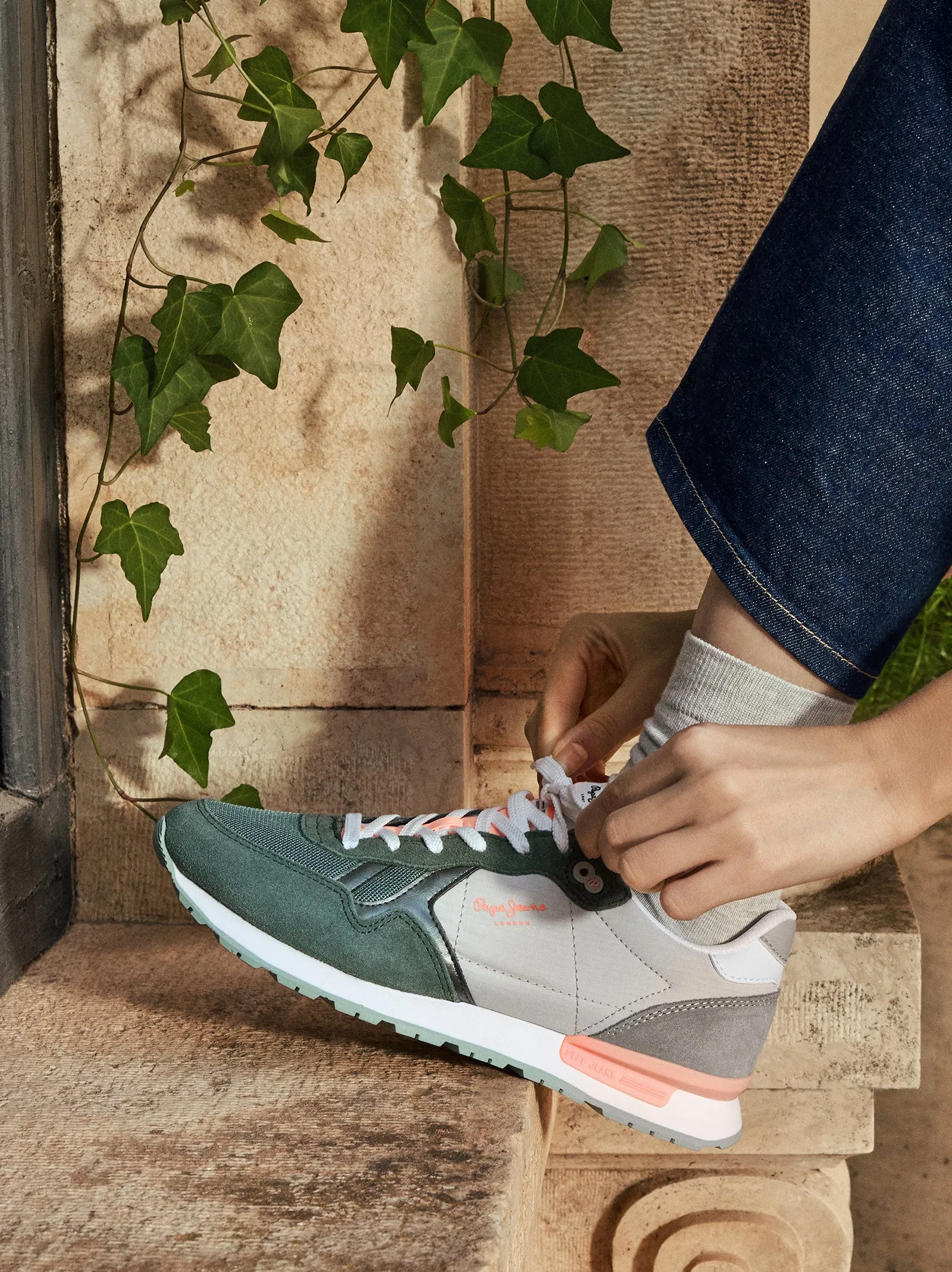 Pepe Jeans retro running shoes sold by Ulanka product image thumbnail 2