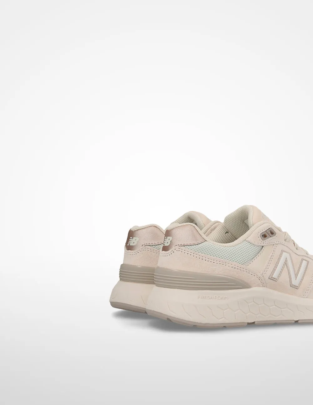 New Balance 880 - Sneakers sold by Ulanka product image thumbnail 4