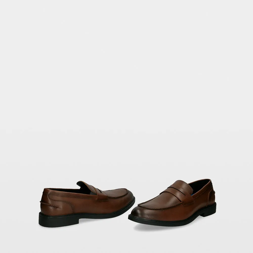 Ulanka Biel - Loafers sold by Ulanka product image thumbnail 5