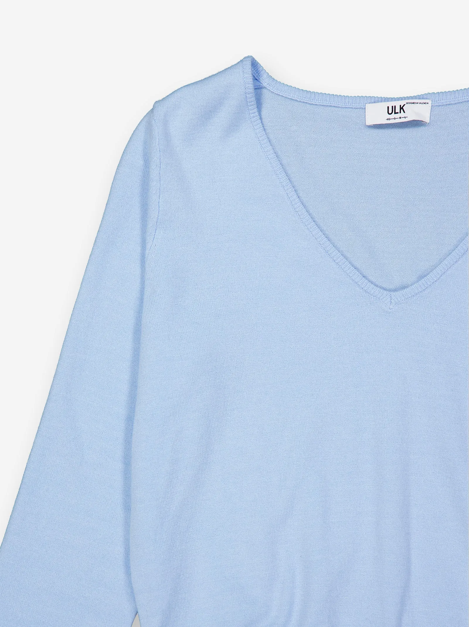 Jersey de punto con cuello en V - Fae sold by Ulanka product image thumbnail 2