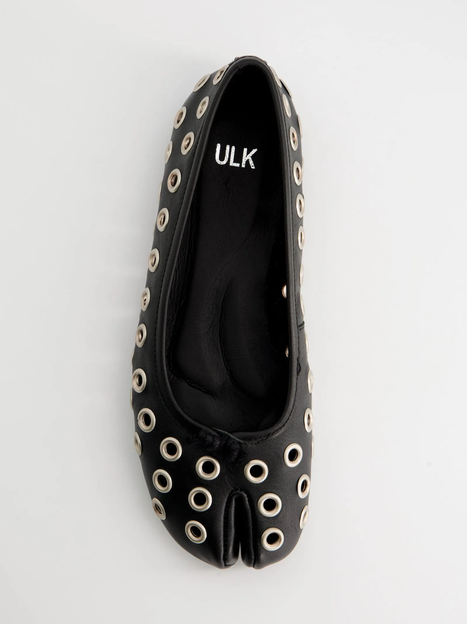 Leather tabi ballet flats with metal eyelets - Kailet sold by Ulanka
