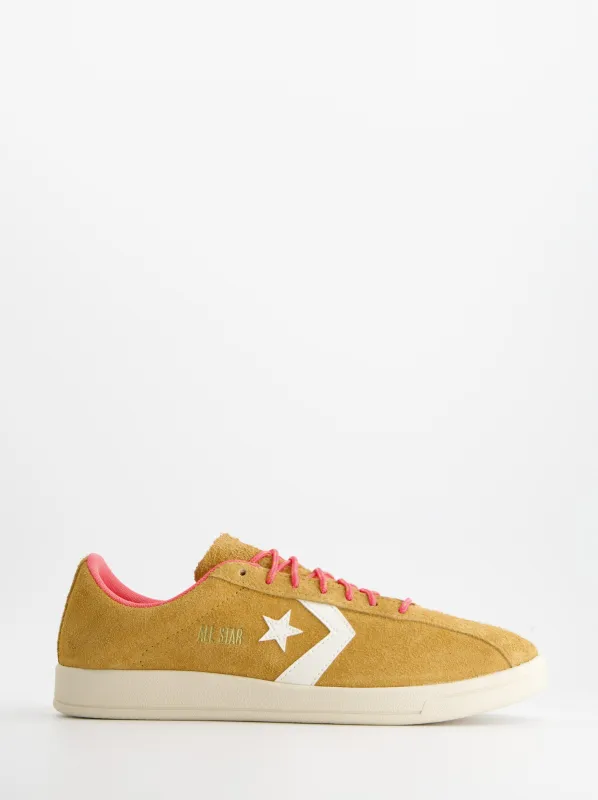 Converse Classic Trainer - Suede Sneakers made by Converse