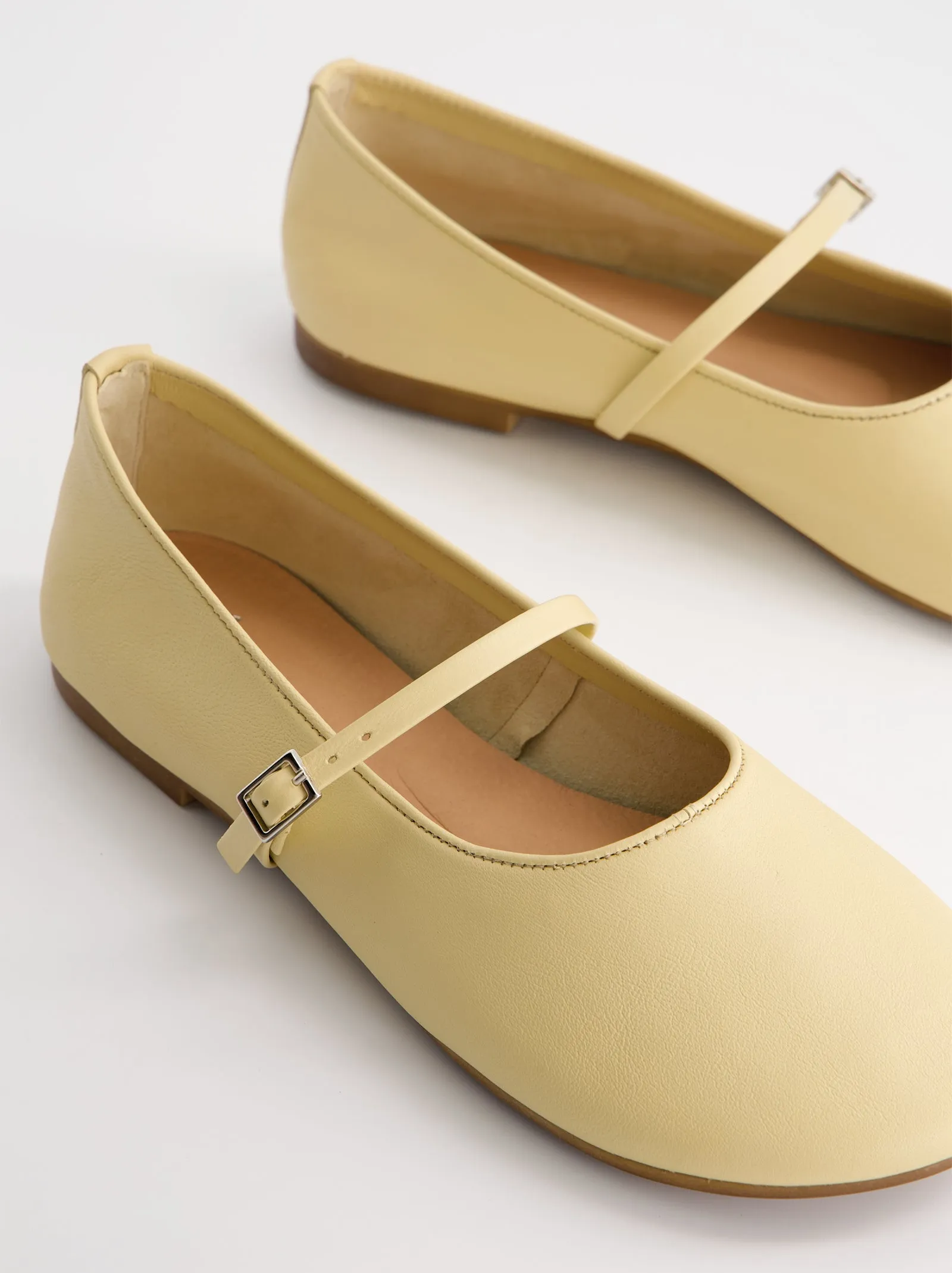 Linke leather Mary Jane flats sold by Ulanka product image thumbnail 3
