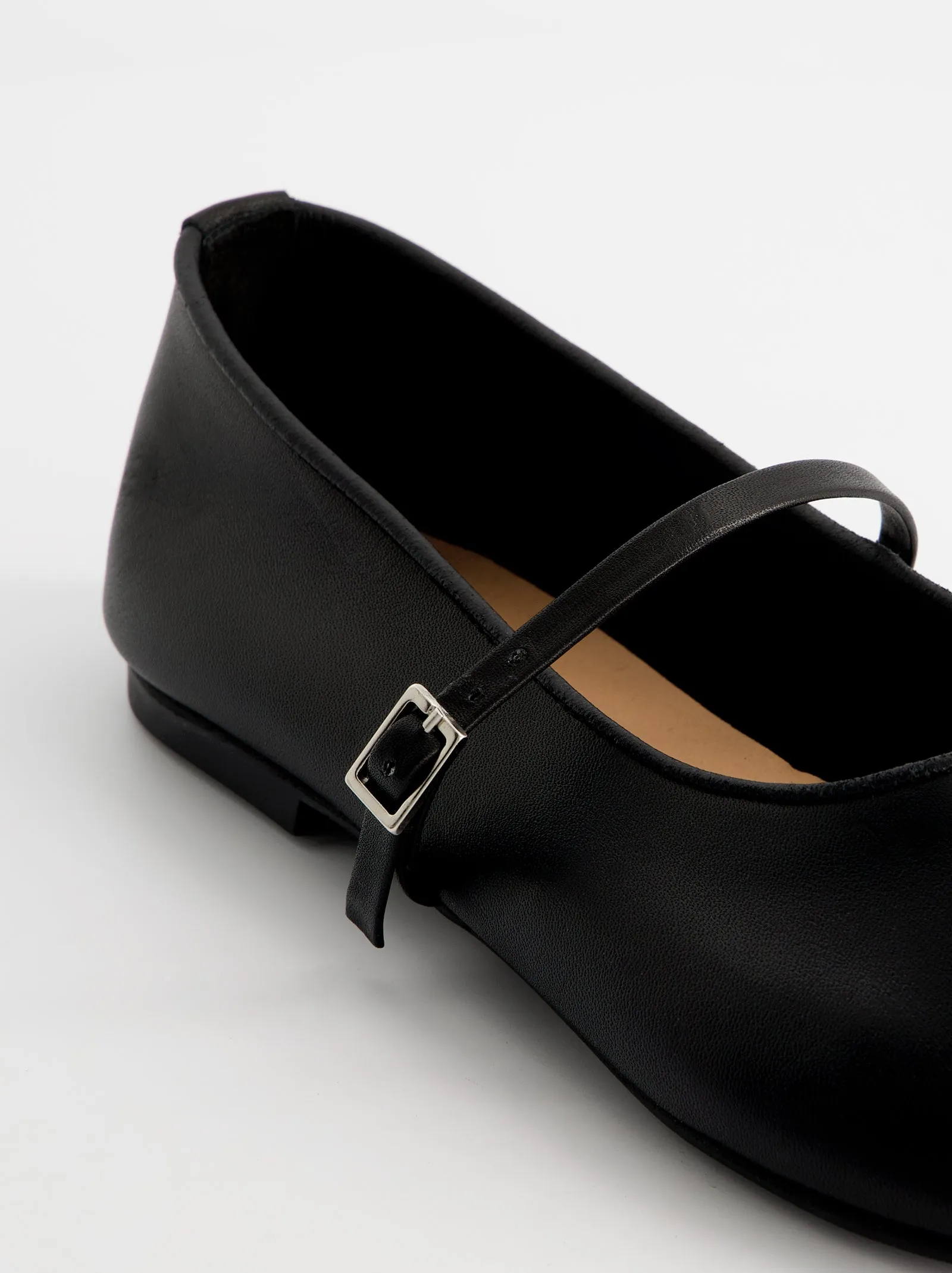 Black leather Mary Jane ballet flats - Linke sold by Ulanka product image thumbnail 4