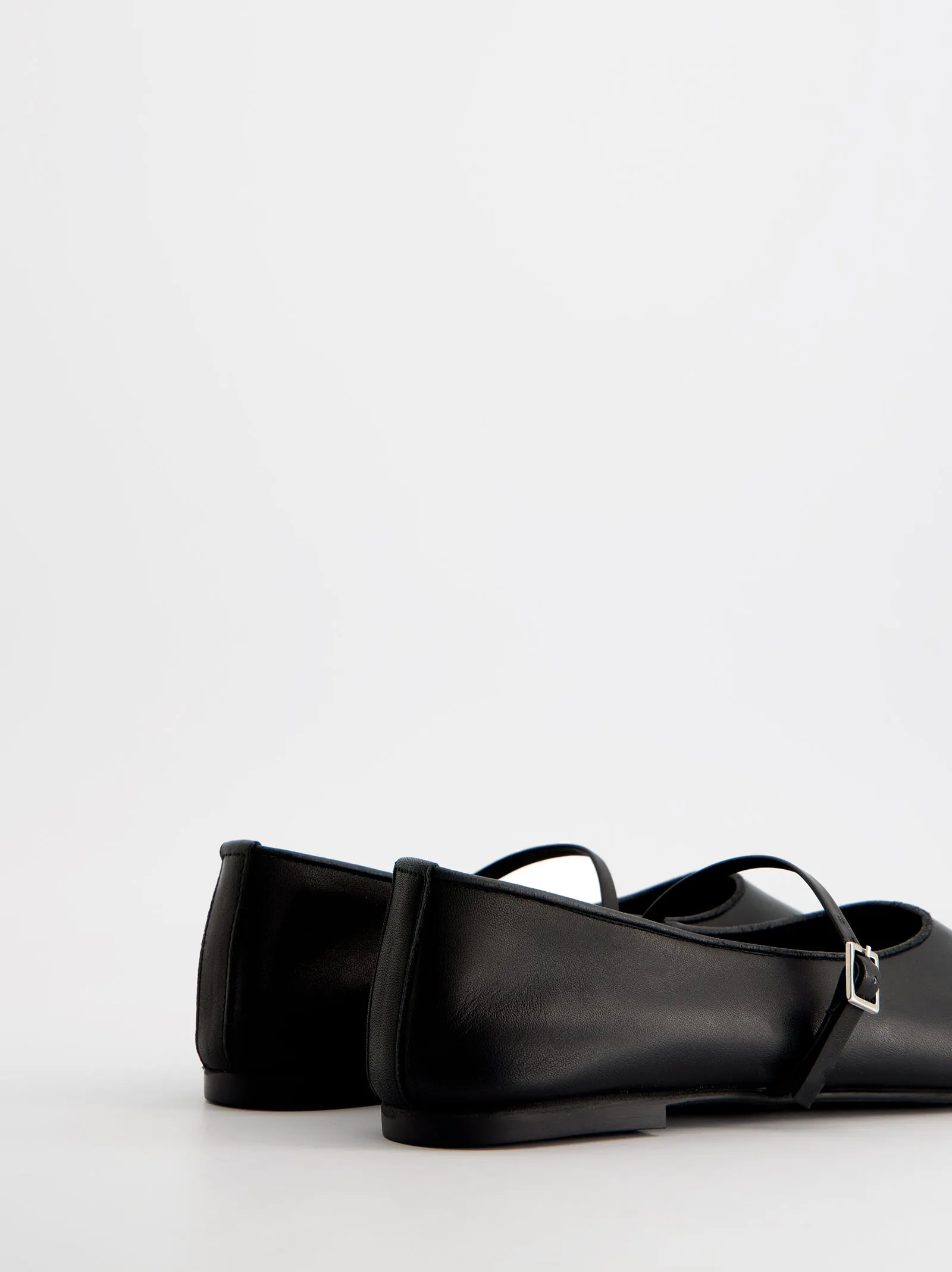 Black leather Mary Jane ballet flats - Linke sold by Ulanka product image thumbnail 5