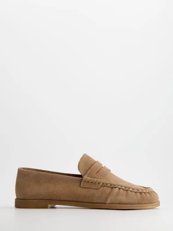 Sand-colored suede loafers - Kassai made by Ulanka
