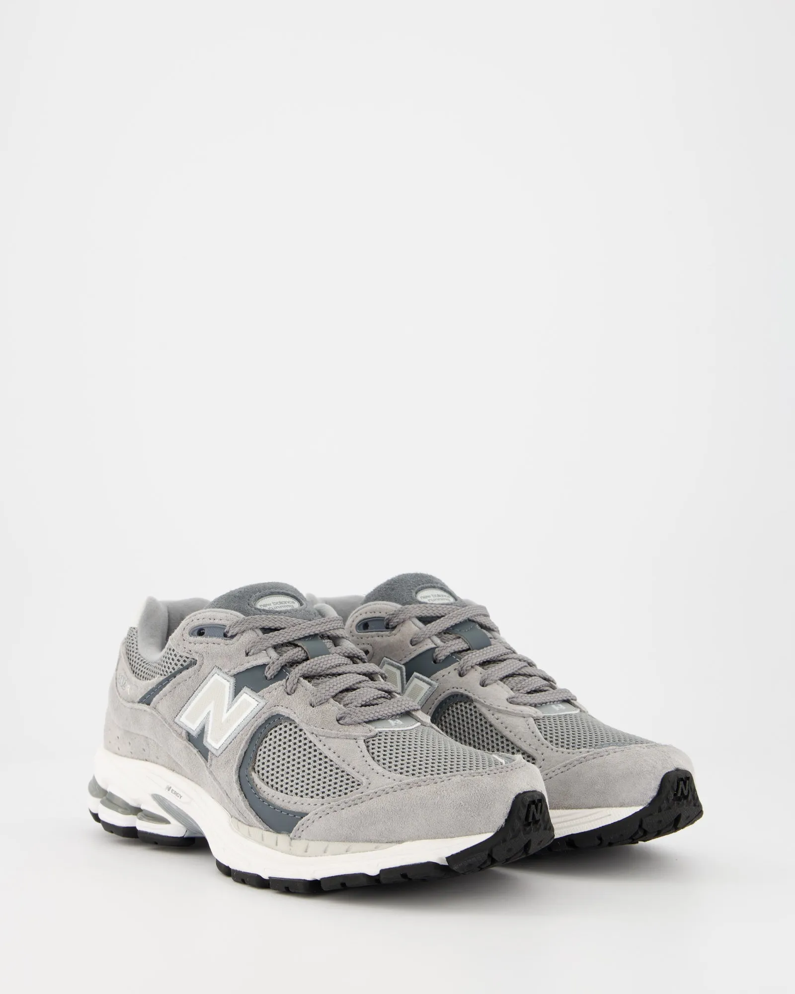 New Balance 2002 - Gray Sneakers sold by Ulanka product image thumbnail 2