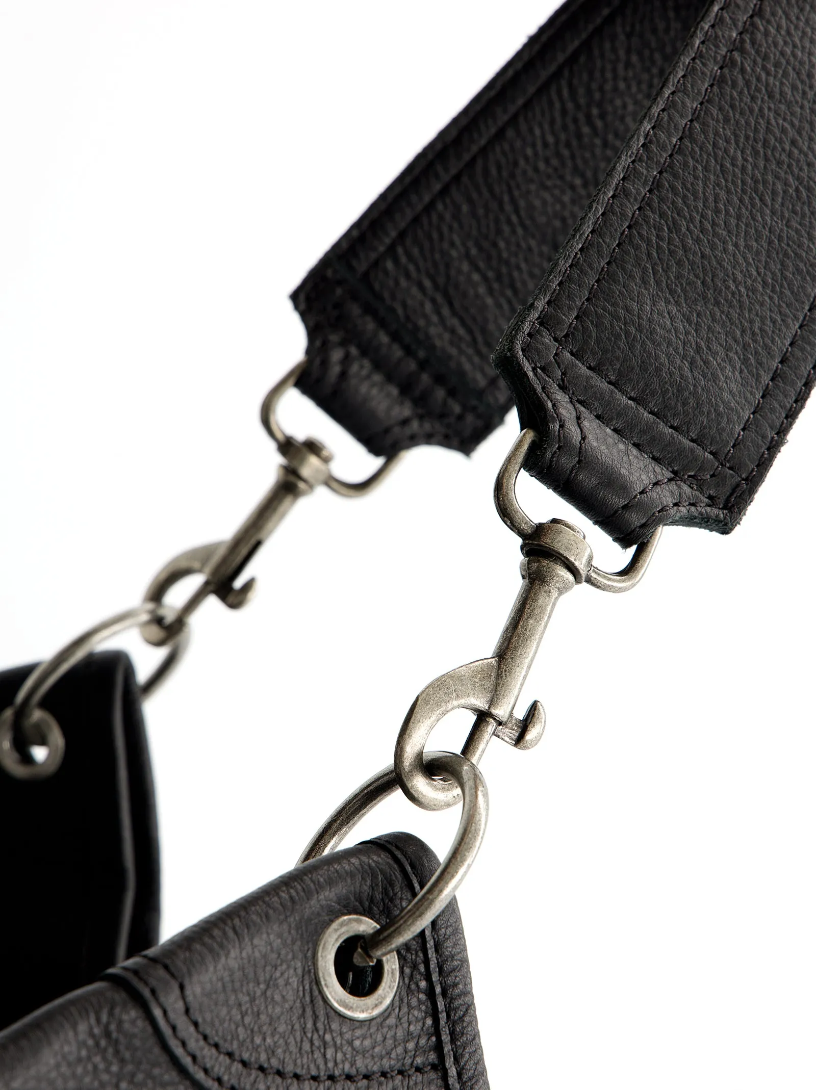 Hobo bag in leather with carabiners - Apris sold by Ulanka product image thumbnail 2