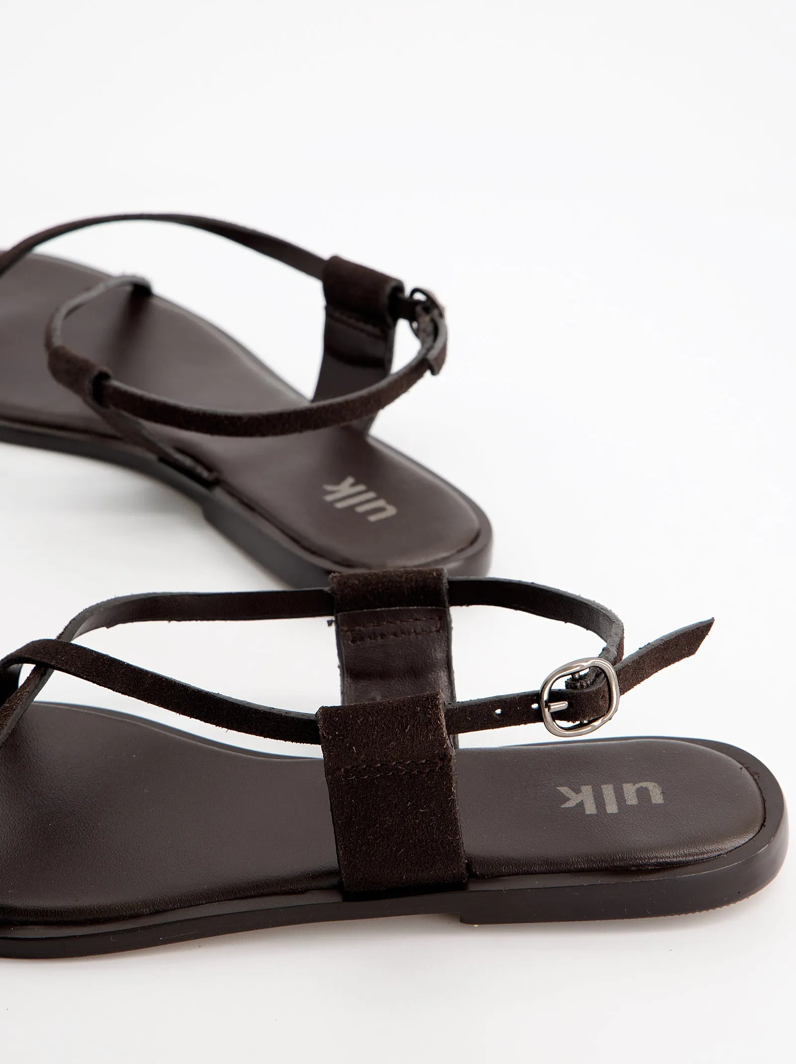 Flat sandals with metallic detail - Ossy sold by Ulanka product image thumbnail 3