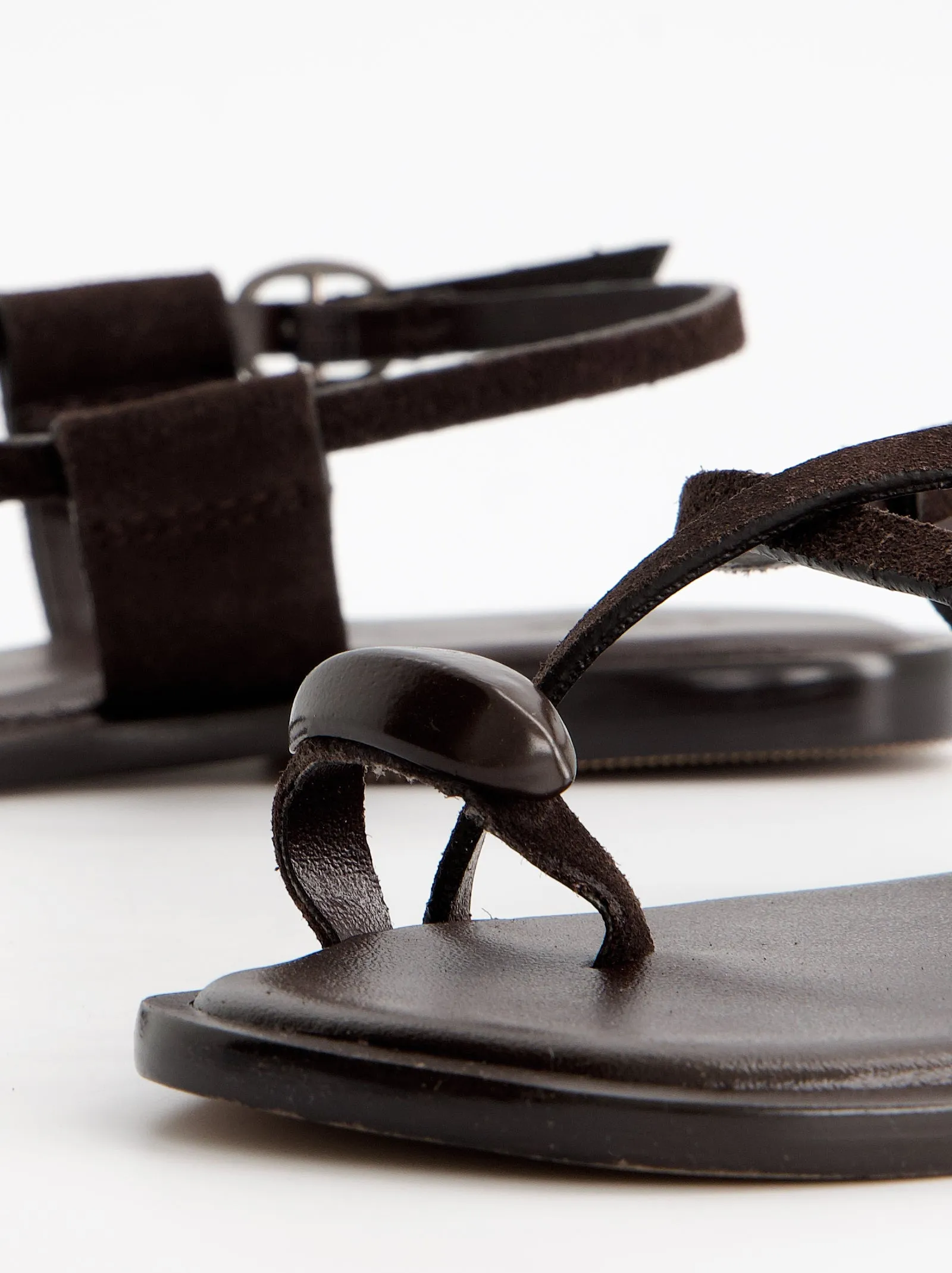 Flat sandals with metallic detail - Ossy sold by Ulanka product image thumbnail 5