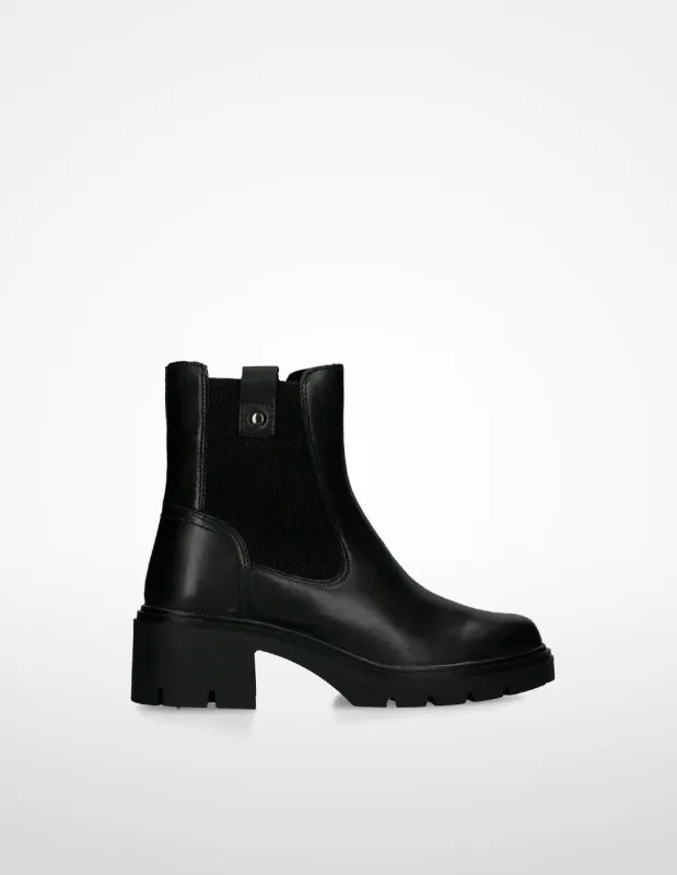 Essentials by Ulanka Roxie - Chelsea boots made by Ulanka
