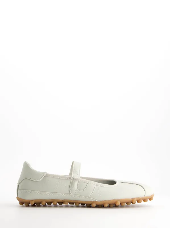 Mary Jane Sports Ballet Flats in Leather - Belle made by Ulanka