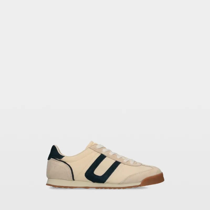Essentials by Ulanka Keny - Sneakers made by Ulanka