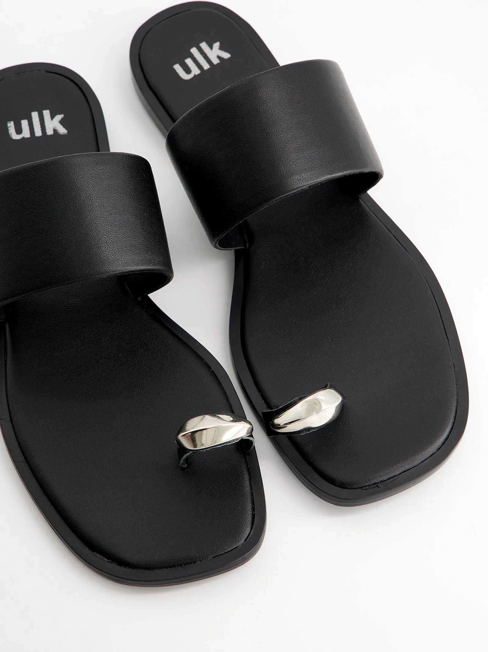Black toe-ring leather flat sandals - Fraser sold by Ulanka product image thumbnail 3