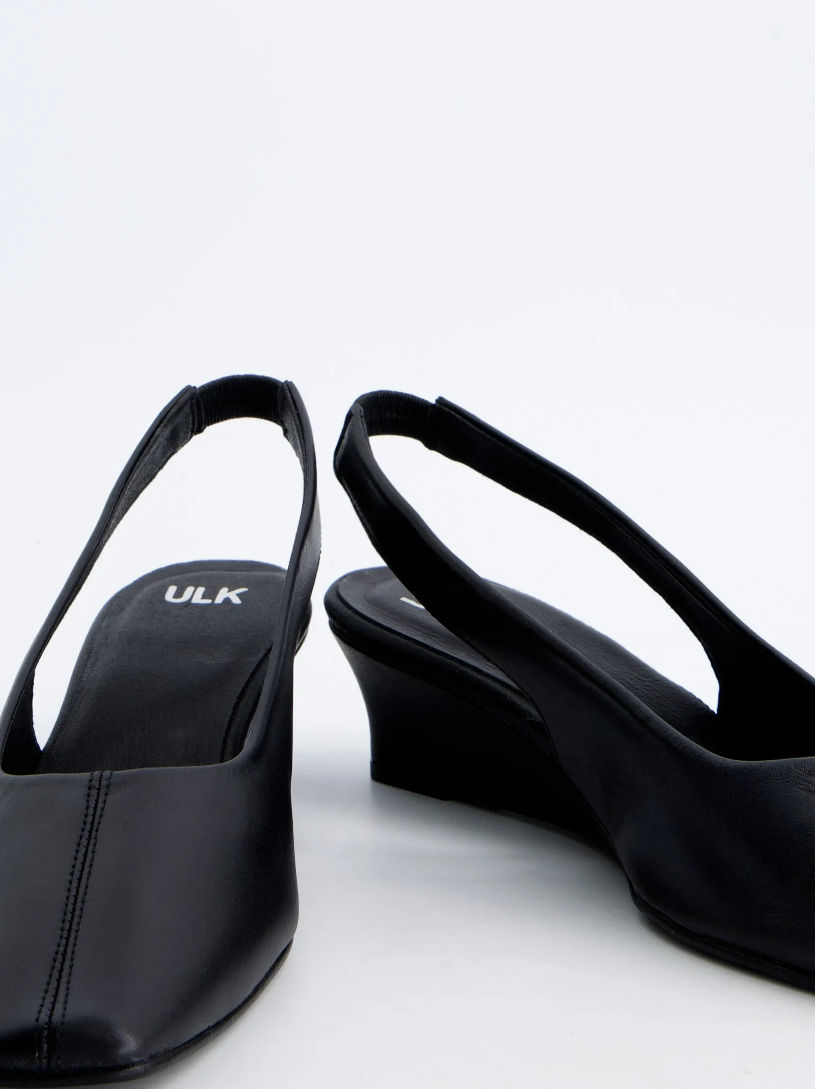 Cuña De Piel Negra - Mery sold by Ulanka product image thumbnail 3